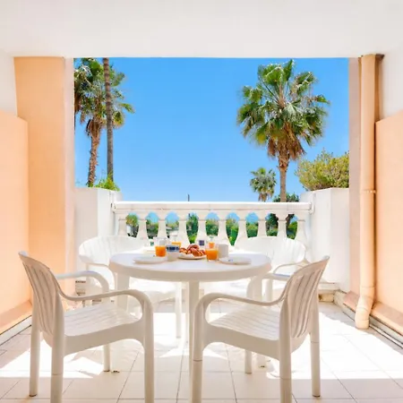 La Palme D'azur *